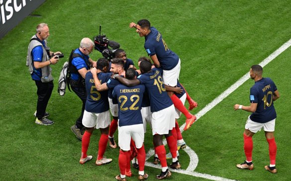 ჩუამენის ბრწყინვალე გასროლა - საფრანგეთი ინგლისს ამარცხებს